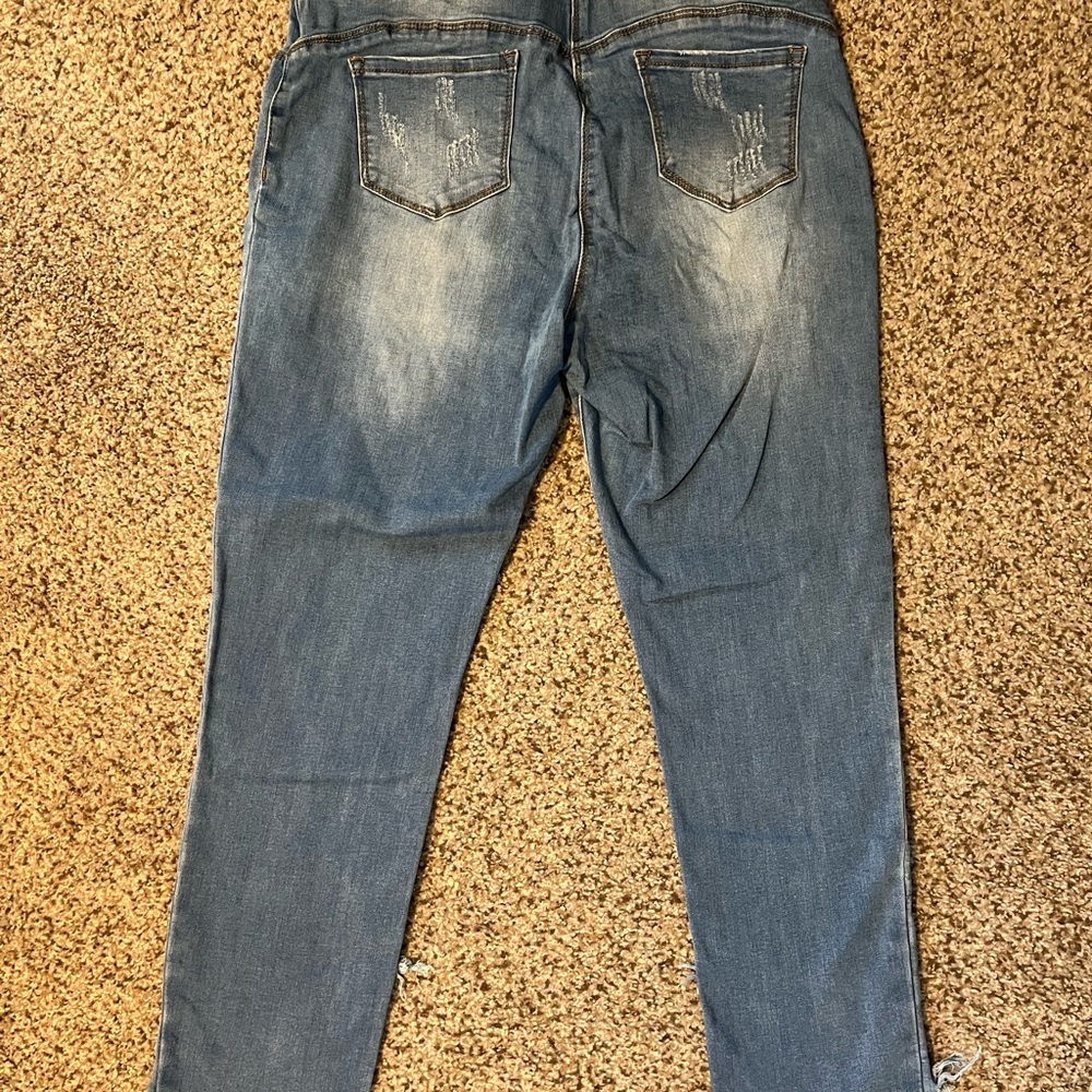 Coco & Carmen Jeans - Picture 2 of 6